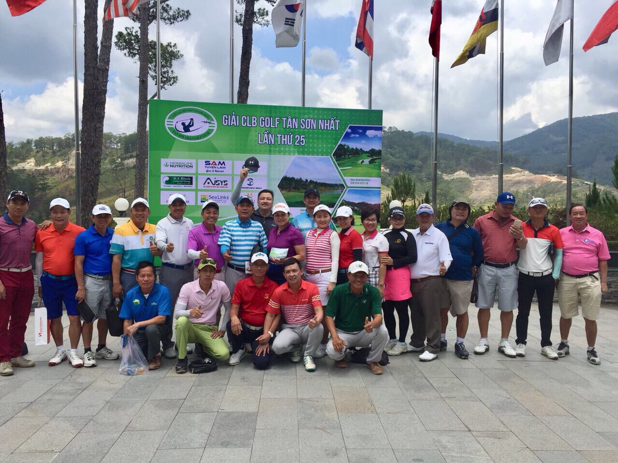 Hân hạnh chào đón các golfer tham gia  Giải “CLB Golf Tân Sơn Nhất Lần Thứ 25”