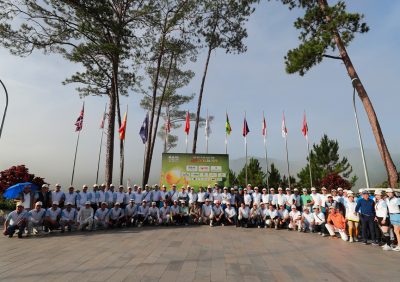 (Tiếng Việt) SAM Tuyền Lâm Golf Club trân trọng cảm ơn sự quan tâm, ủng hộ và đồng hành của Quý Nhà Tài Trợ cho giải golf “ TRI ÂN KHÁCH HÀNG 2020”.
